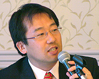 國立 英治氏