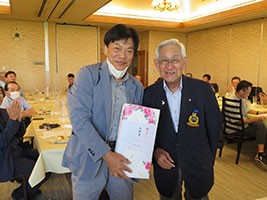 写真:中村亮介氏