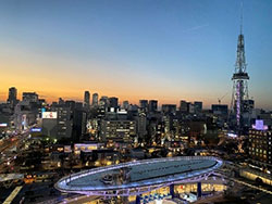 写真:夕暮れの空